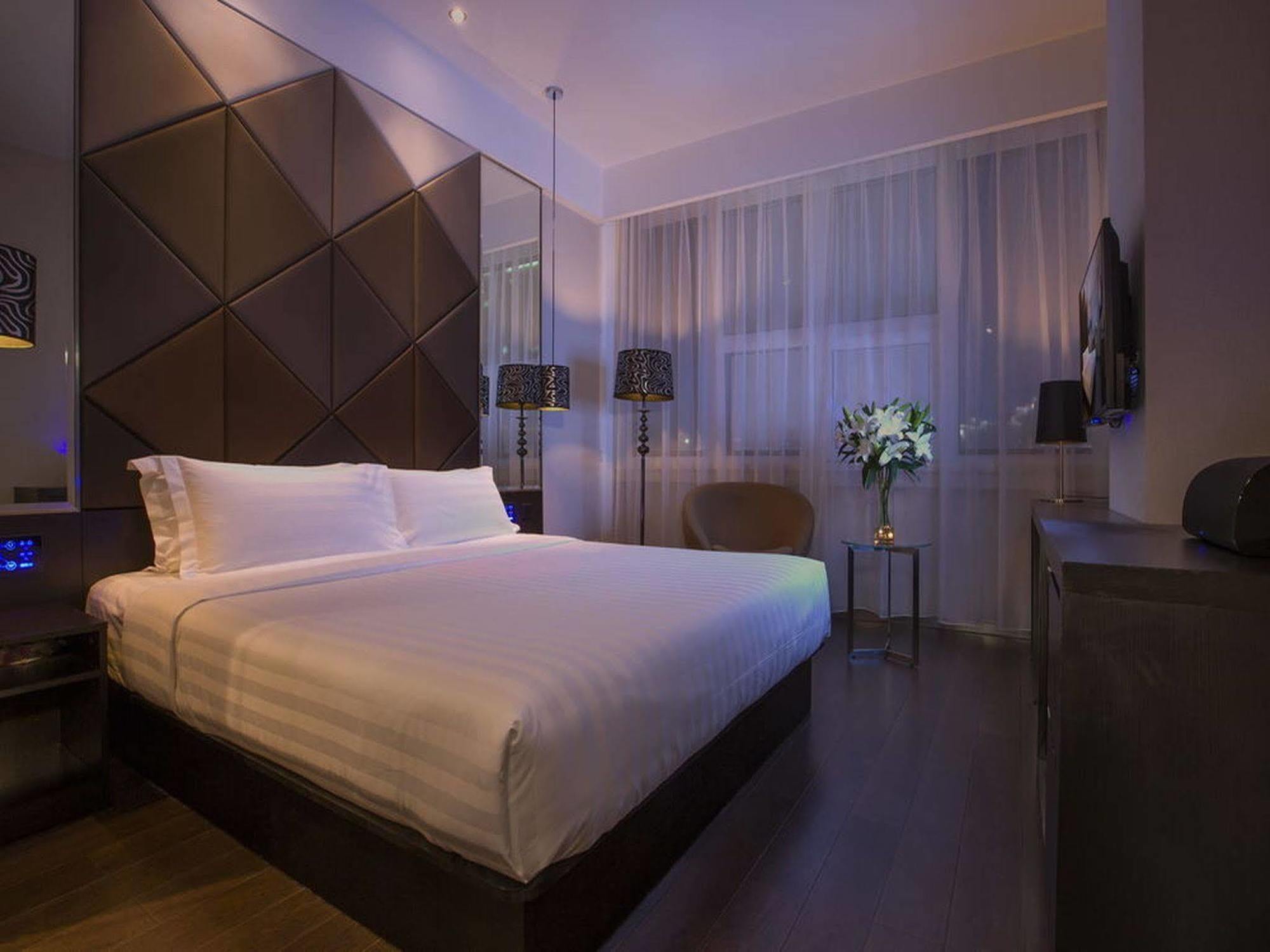 Orange Hotel Select Luohu Shenzhen Dış mekan fotoğraf